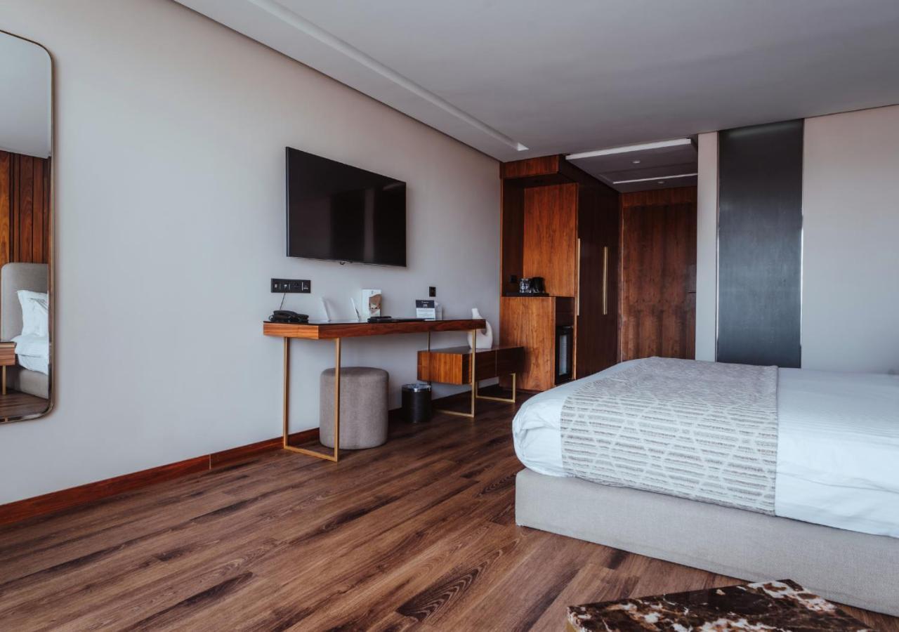 Longue Vie Hotel